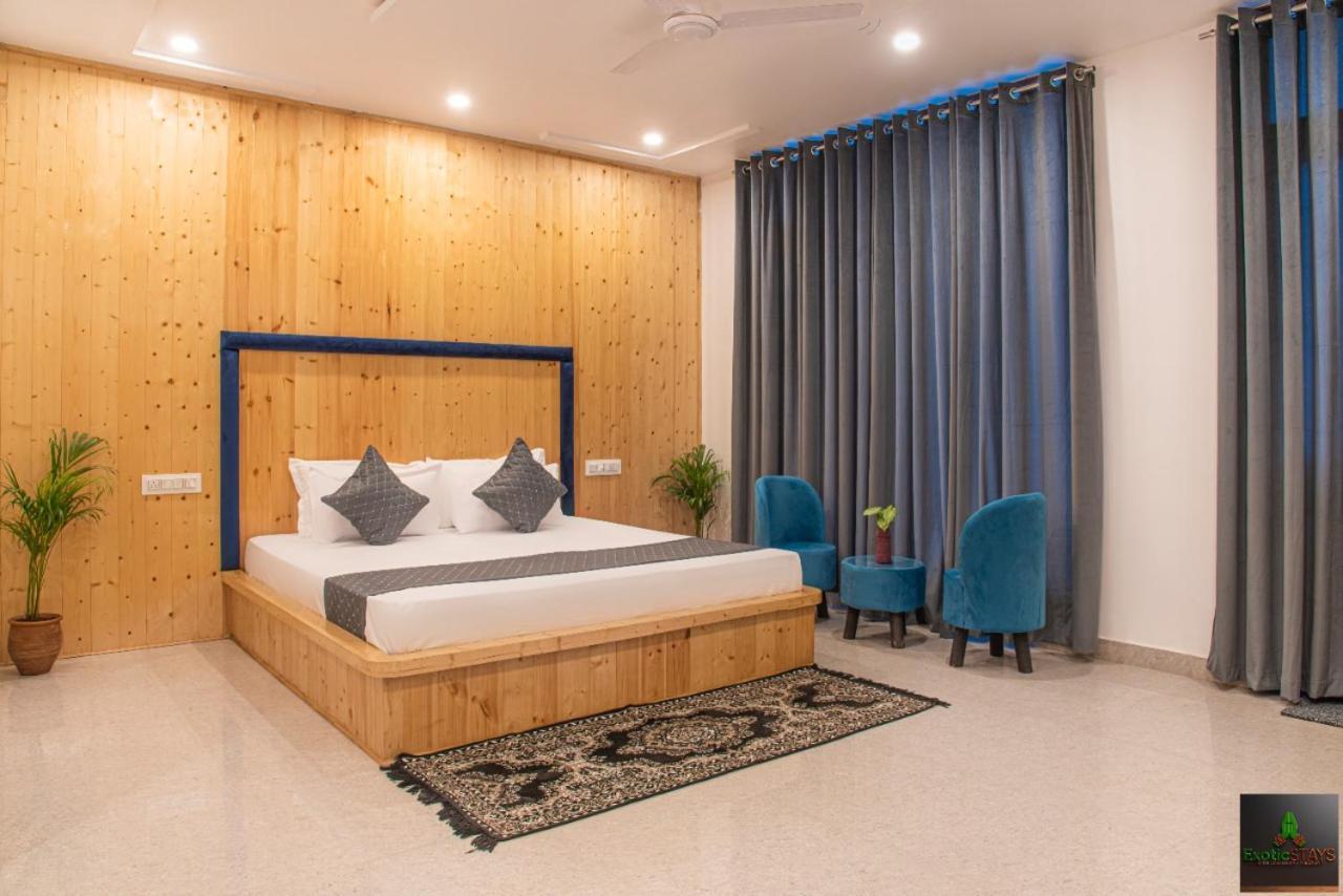 The Hillside Inn Kasauli By Exotic Stays Екстериор снимка