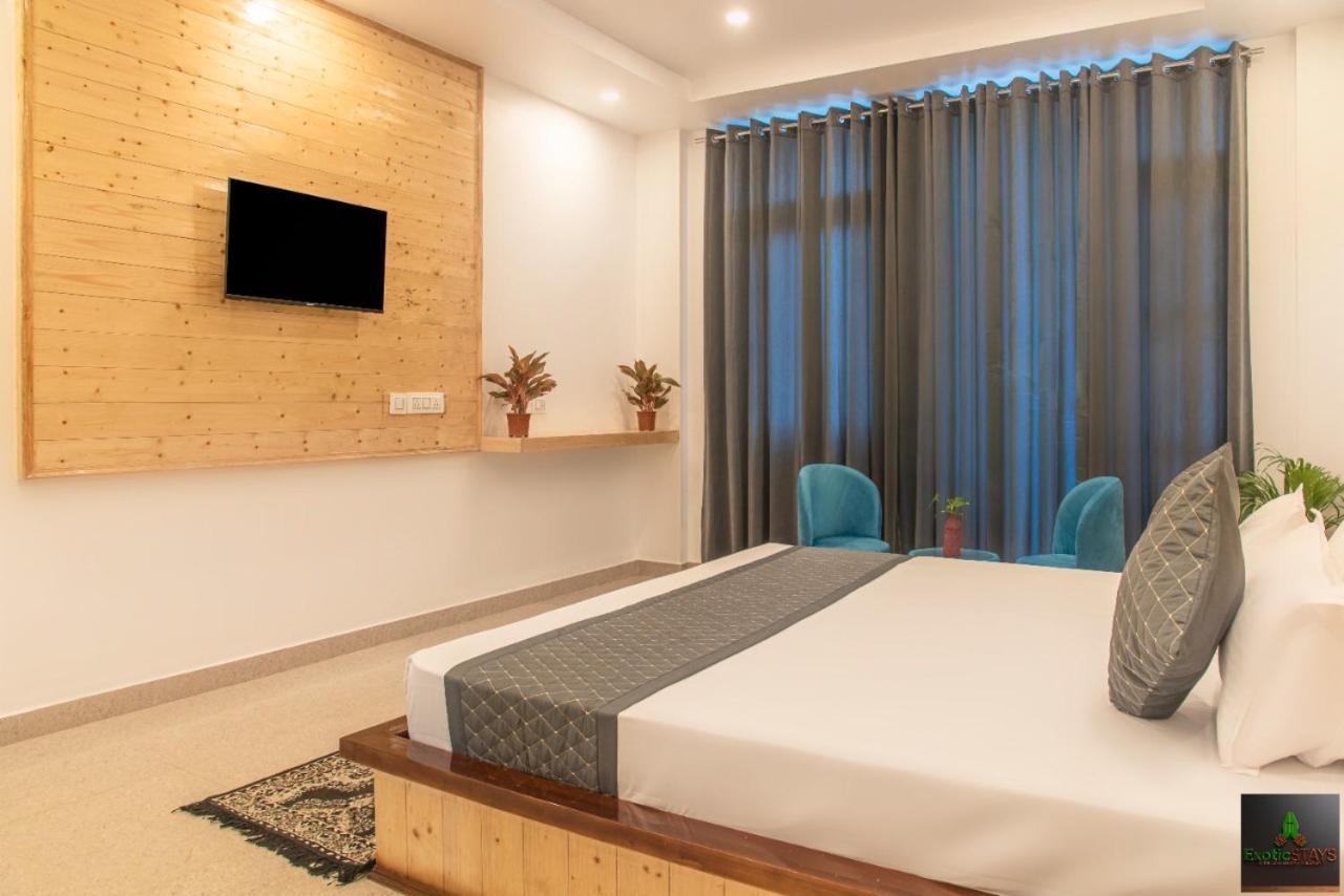 The Hillside Inn Kasauli By Exotic Stays Екстериор снимка