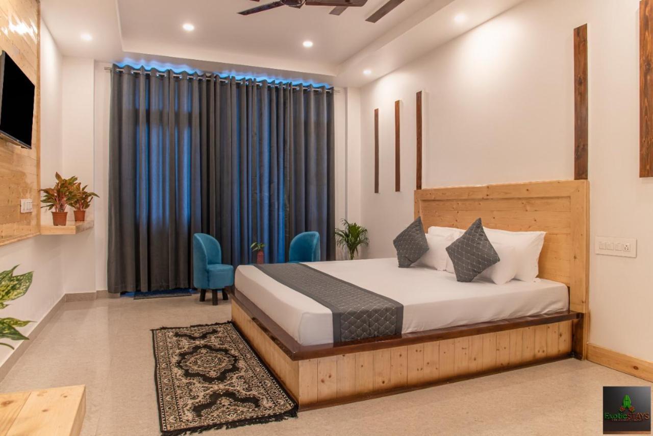 The Hillside Inn Kasauli By Exotic Stays Екстериор снимка