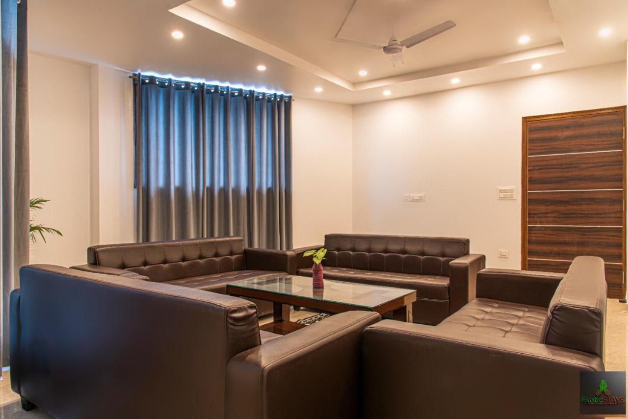 The Hillside Inn Kasauli By Exotic Stays Екстериор снимка